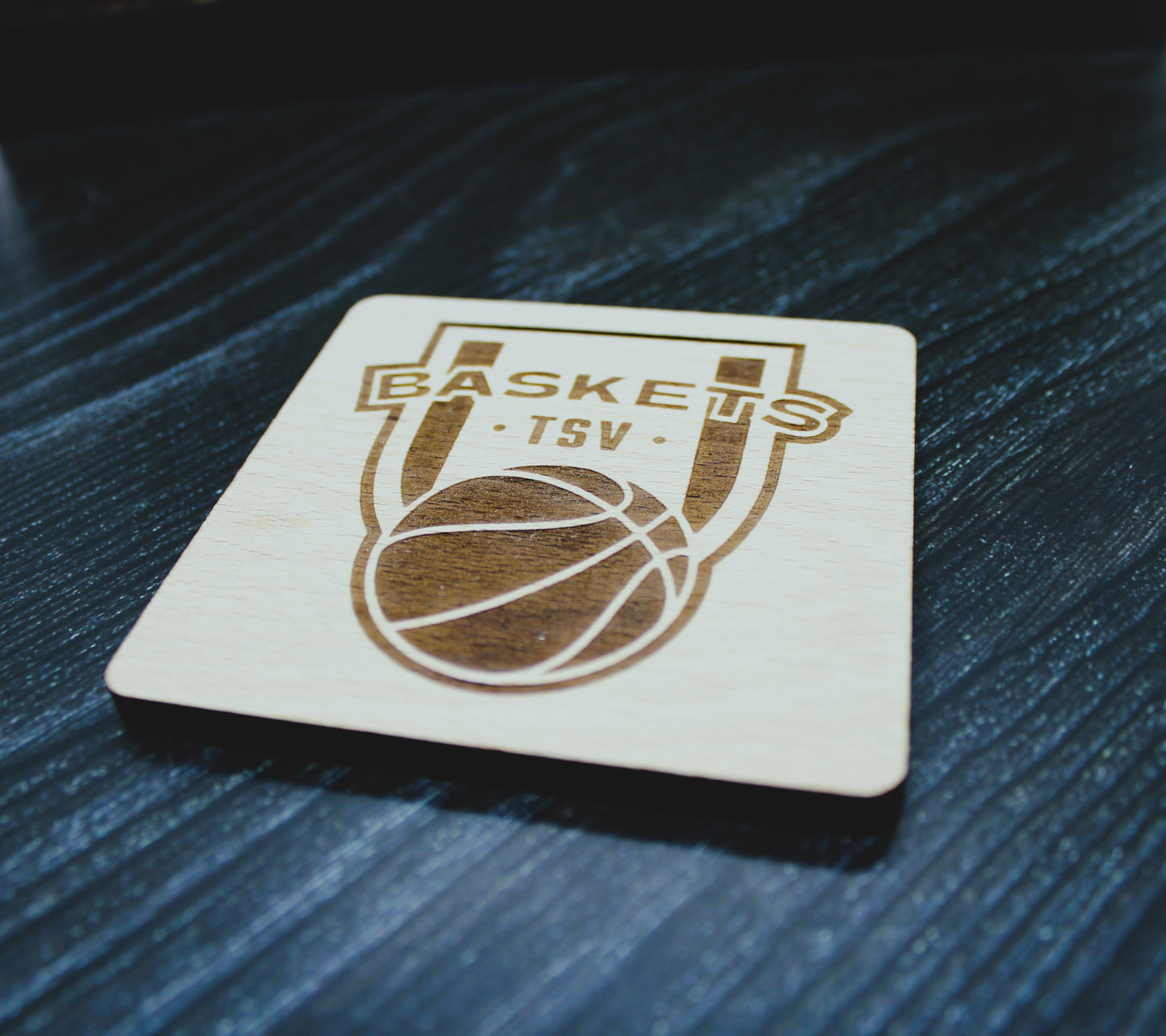 Holz-Untersetzer eckig TSV Baskets